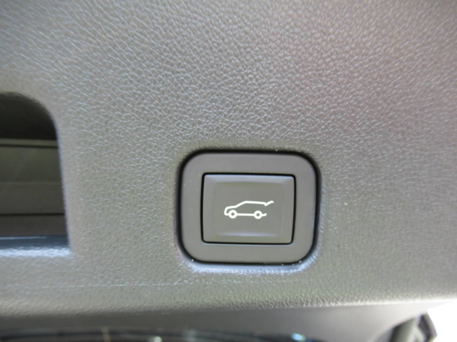 Used 2026 Buick Enclave Preferred FWD image 37