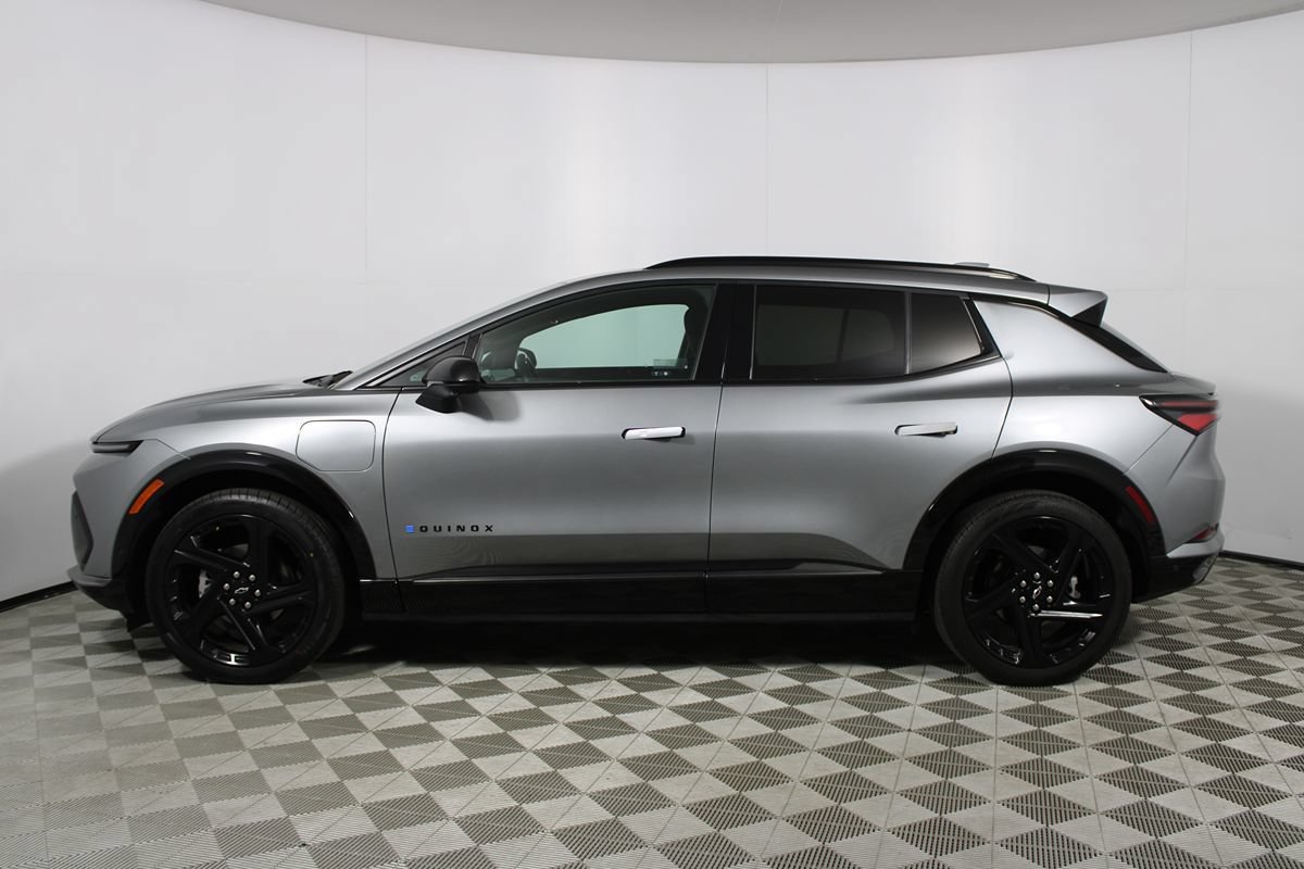 Used 2024 Chevrolet Equinox EV RS FWD image 27