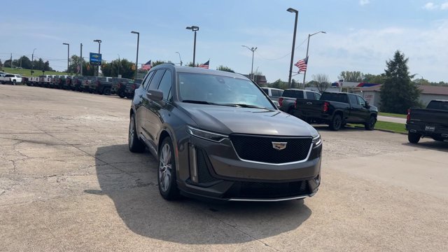 Used 2020 Cadillac XT6 Sport AWD/4WD image 3