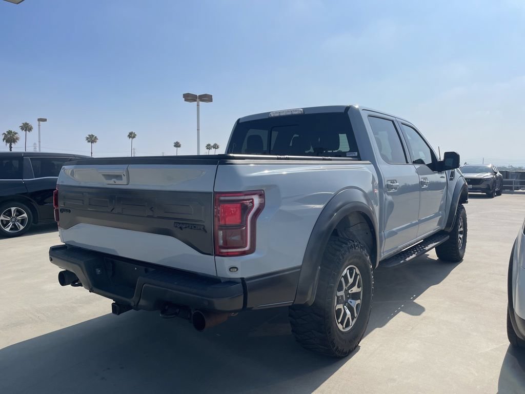 Used 2017 Ford F150 Raptor w/ Equipment Group 802A Luxury AWD/4WD image 2