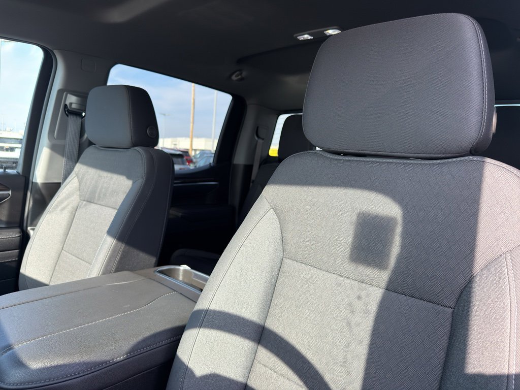 Used 2025 Chevrolet Silverado 1500 RST image 29