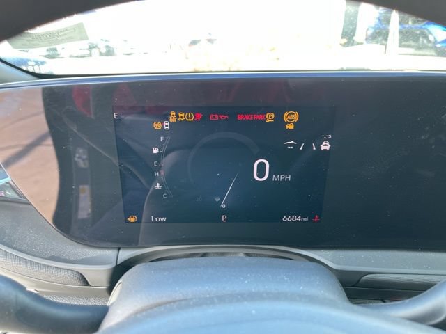 Used 2025 Buick Envista Preferred w/ Advanced Safety Package FWD image 9