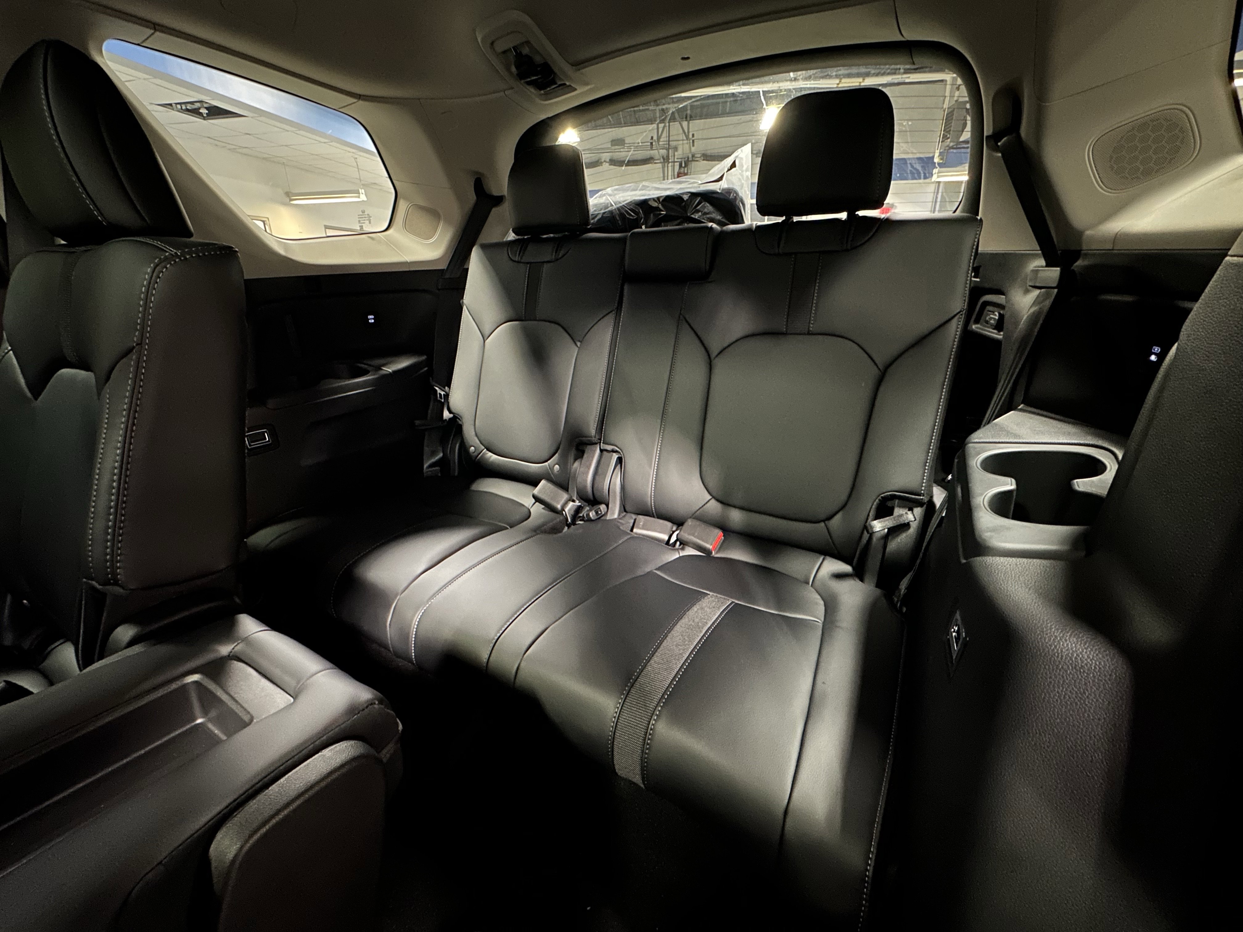 New 2025 Honda Pilot Touring image 21