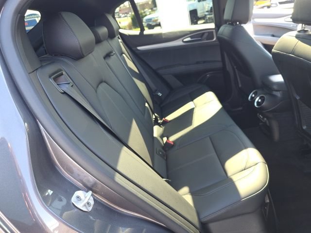 Used 2024 Alfa Romeo Stelvio Ti AWD/4WD image 45
