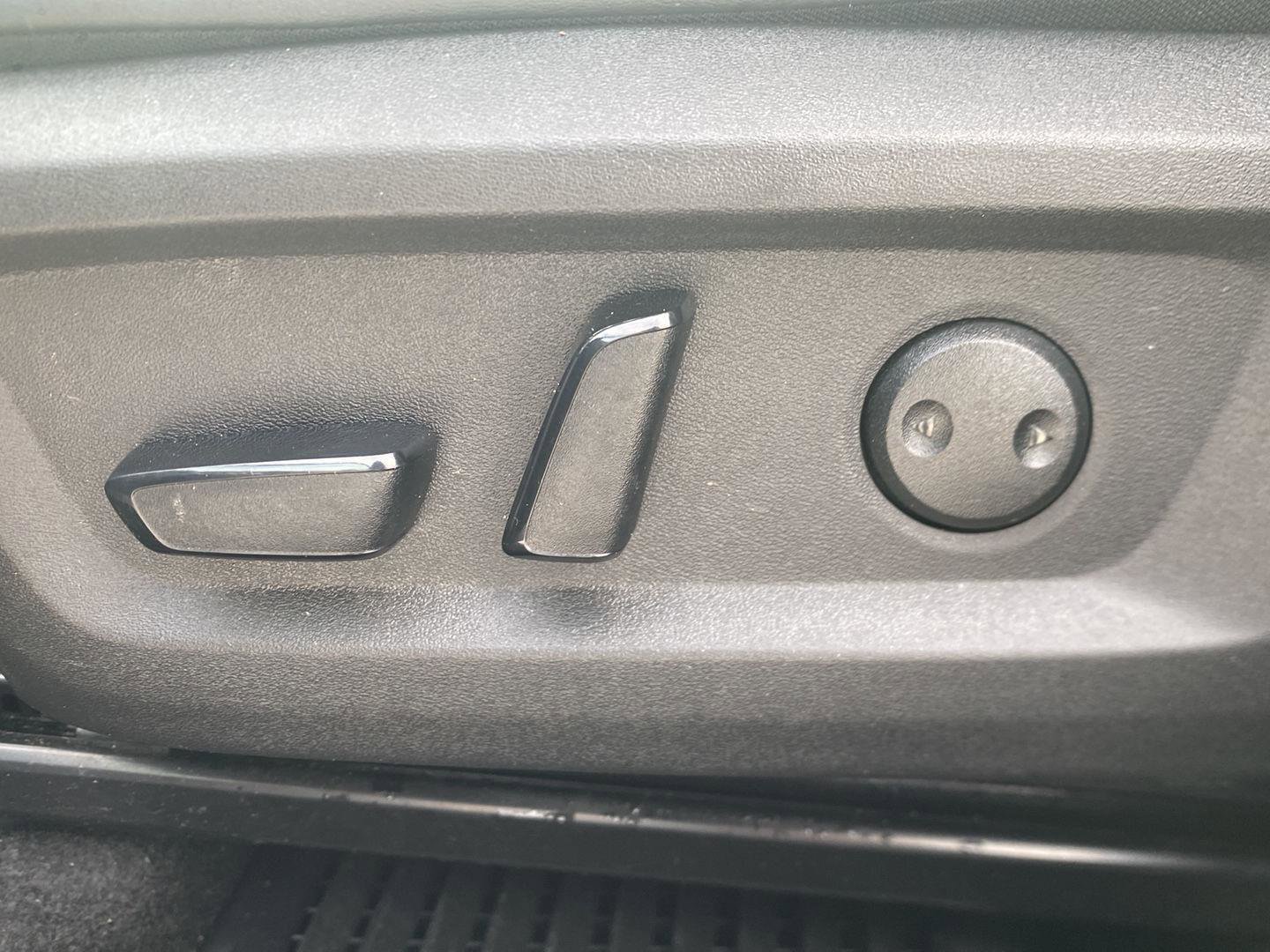 Used 2023 Nissan Rogue Platinum w/ Platinum Premium Package image 21