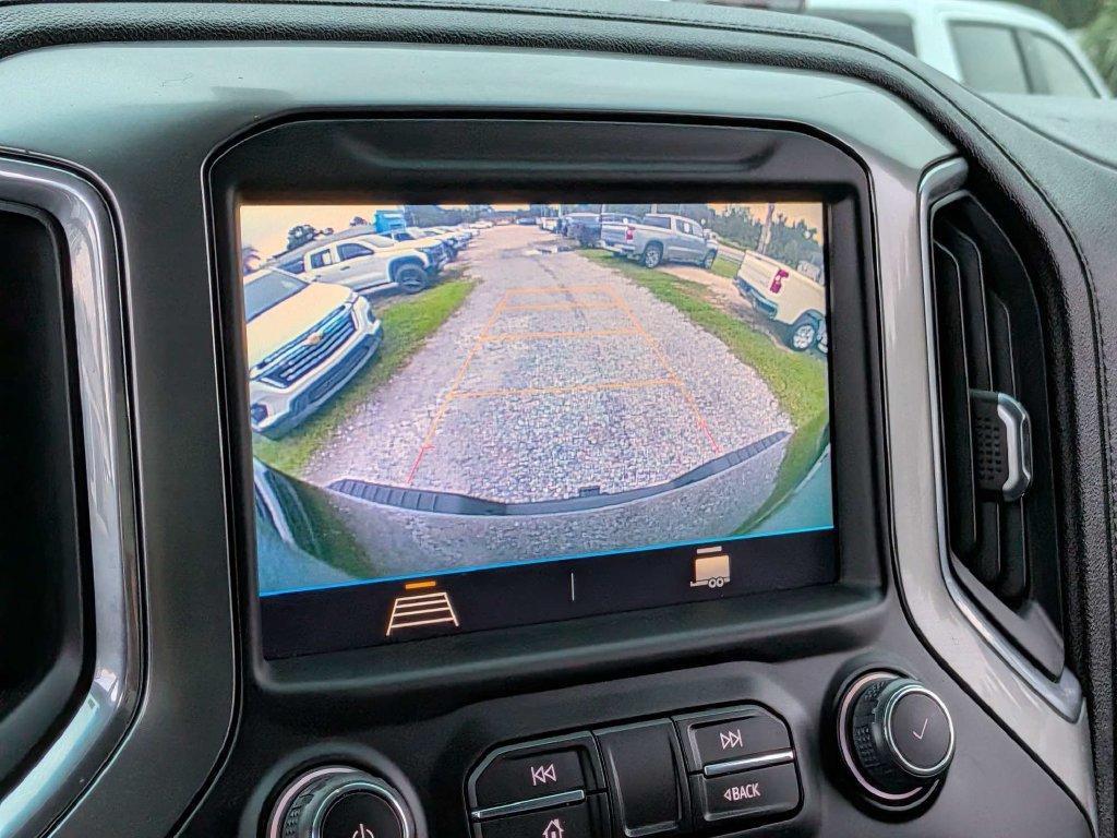 Used 2023 Chevrolet Silverado 2500 LT AWD/4WD image 22