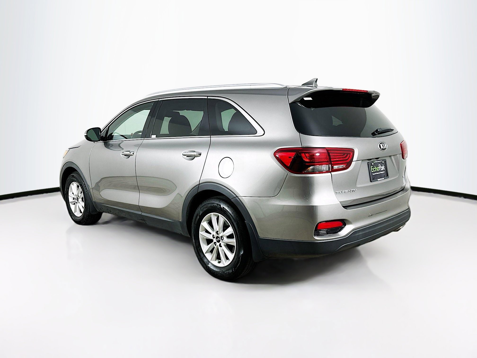 Used 2019 Kia Sorento LX w/ LX V6 Convenience Package image 5