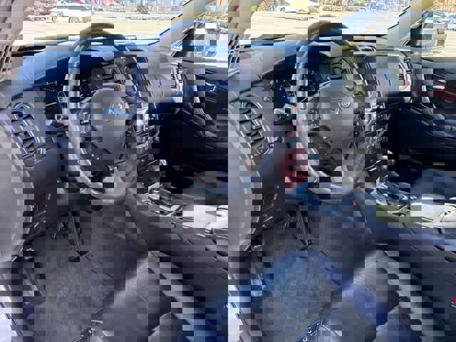 Used 2017 INFINITI QX50 2WD w/ Deluxe Touring Package image 2