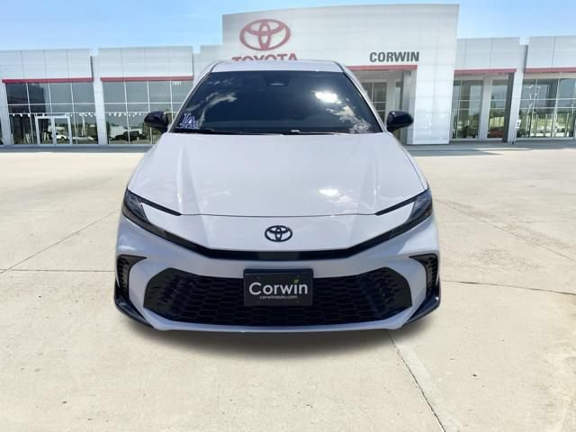 Used 2026 Toyota Camry Hybrid FWD image 9
