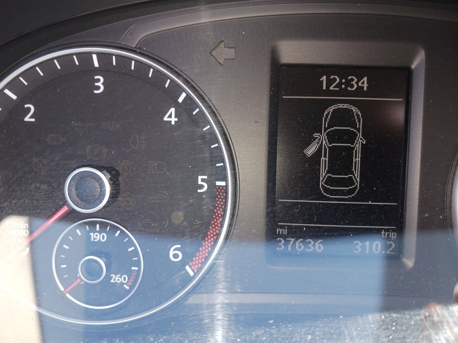 Used 2015 Volkswagen Passat TDI SE image 6