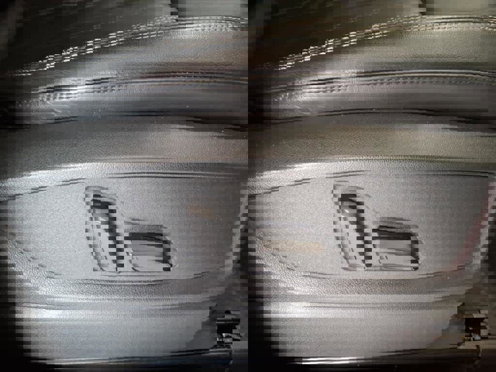 Used 2021 Audi Q5 Premium Plus w/ Premium Plus Package image 24