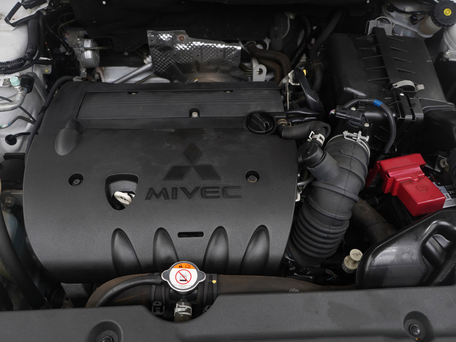 Used 2015 Mitsubishi Outlander Sport ES image 28