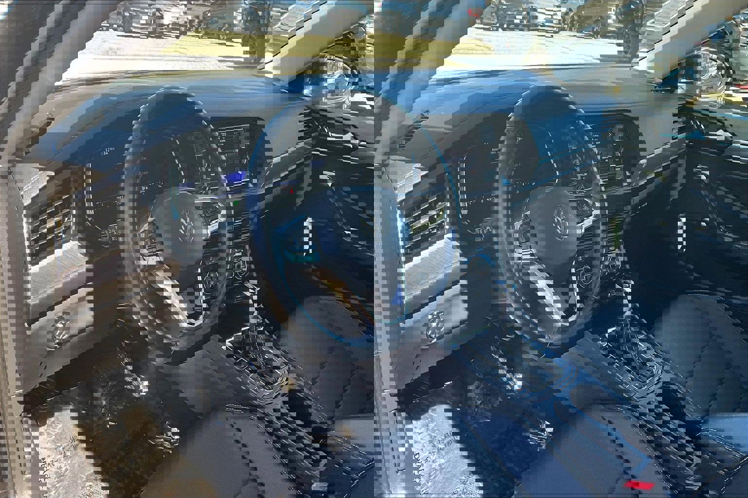 Used 2024 Volkswagen Jetta SE image 12