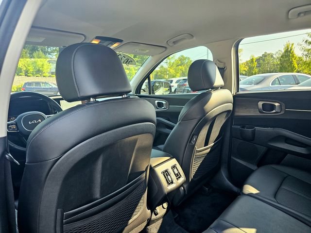Used 2022 Kia Sorento S AWD/4WD image 26