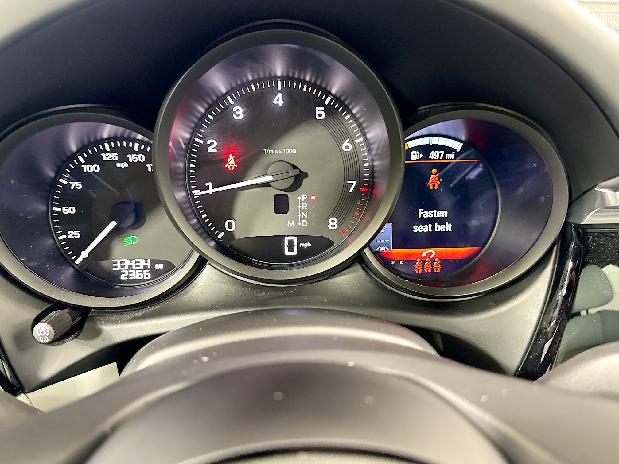 Certified 2023 Porsche Macan AWD/4WD image 39