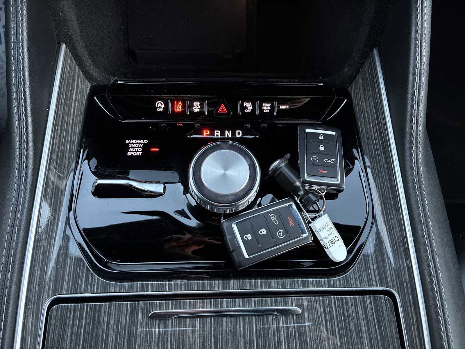 Used 2022 Jeep Wagoneer Series II image 16