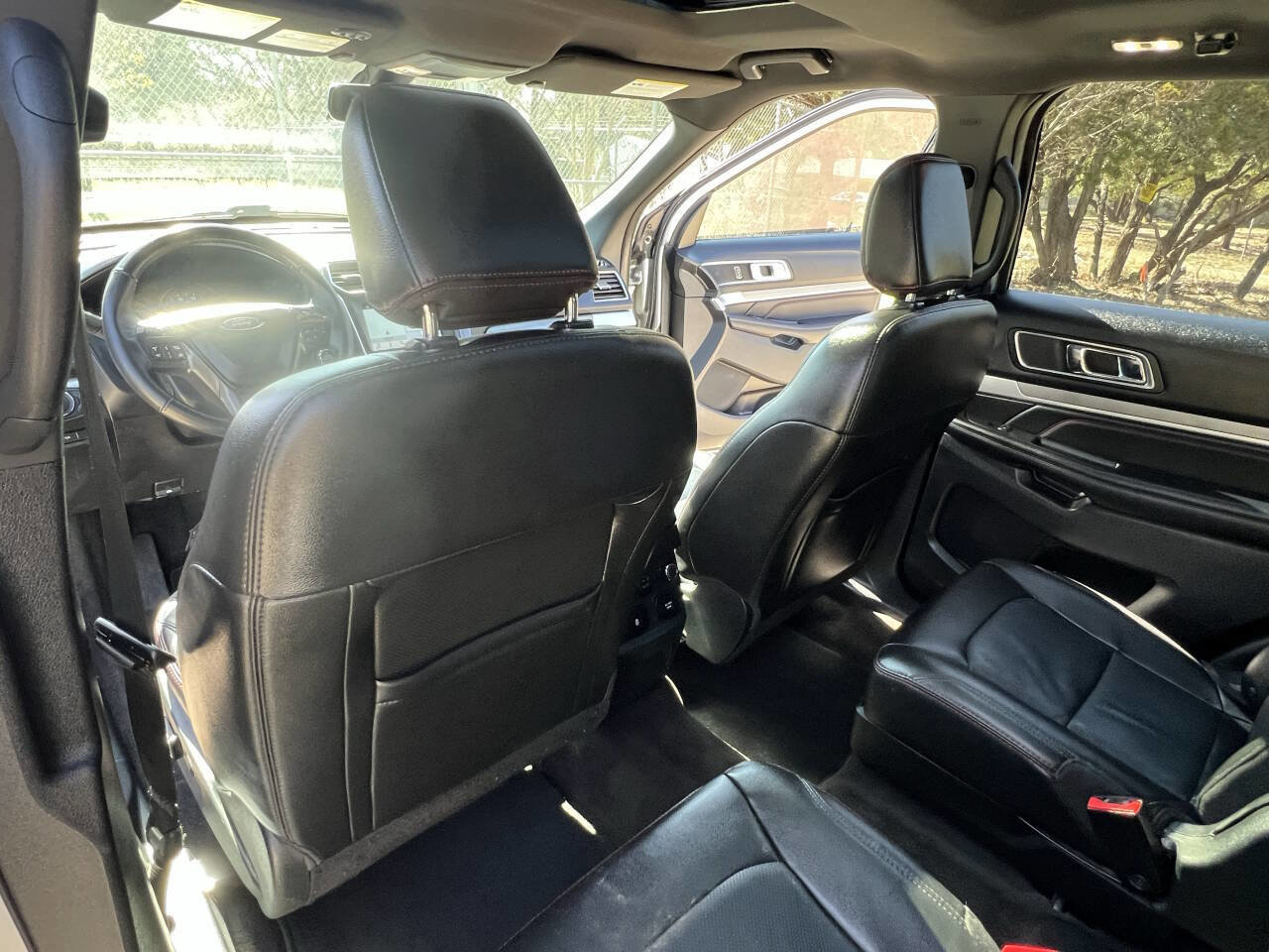 Used 2018 Ford Explorer Sport w/ Equipment Group 401A image 27