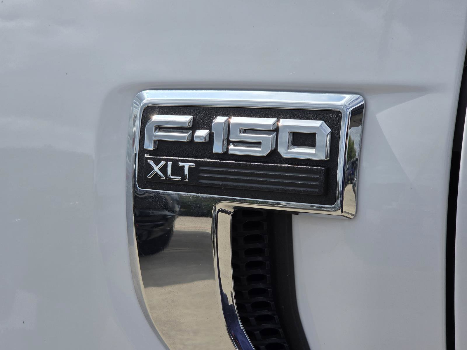 Used 2023 Ford F150 XLT w/ Equipment Group 302A High RWD image 10