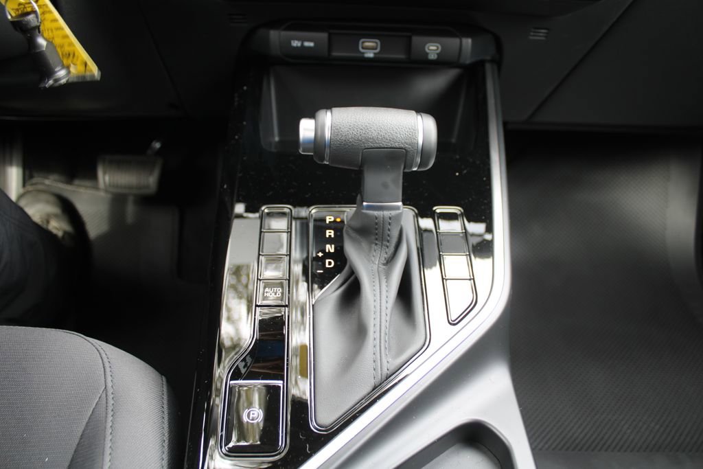 New 2026 Kia Niro EX FWD image 31