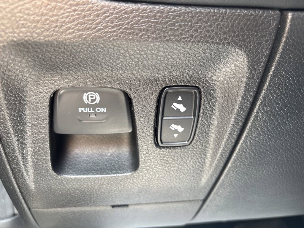 Used 2023 RAM 1500 Limited AWD/4WD image 27