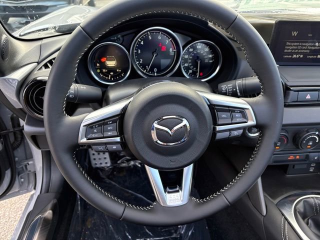 New 2026 MAZDA MX-5 Miata Club w/ Interior Package RWD image 13