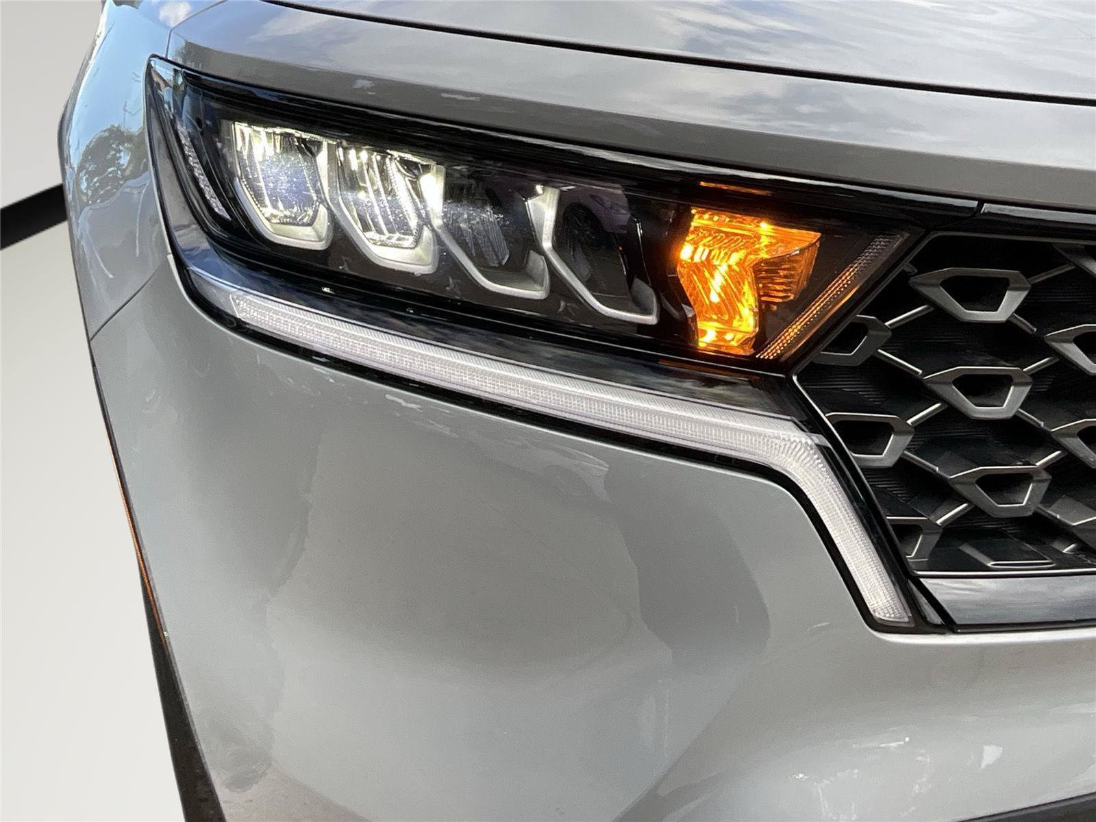 Used 2023 Kia Sorento S w/ Panoramic Sunroof Package AWD/4WD image 37