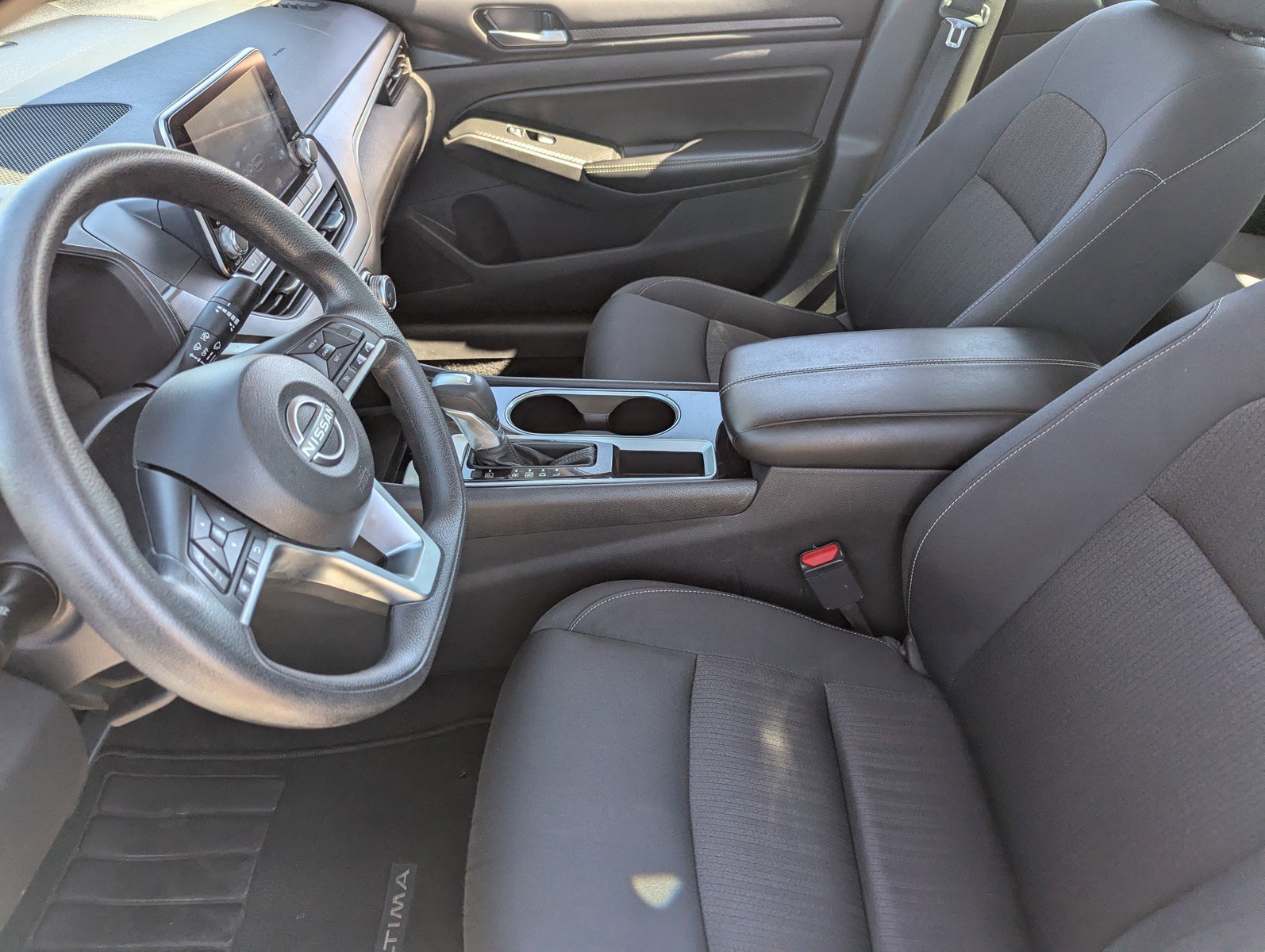 Used 2024 Nissan Altima 2.5 SV image 26