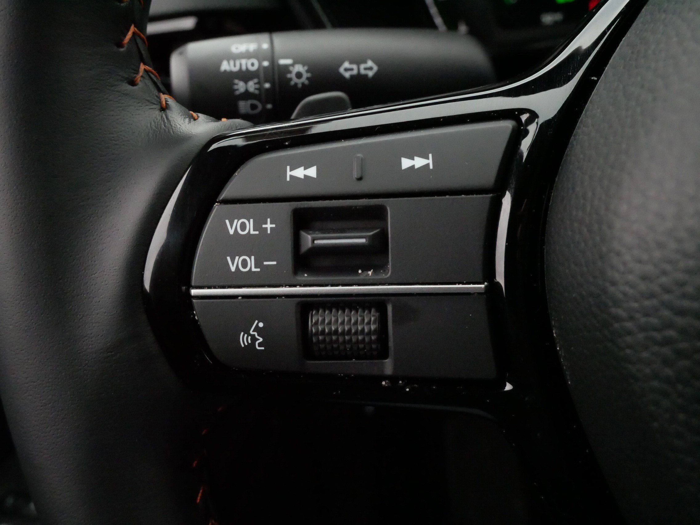 Certified 2026 Honda CR-V Sport Touring image 27