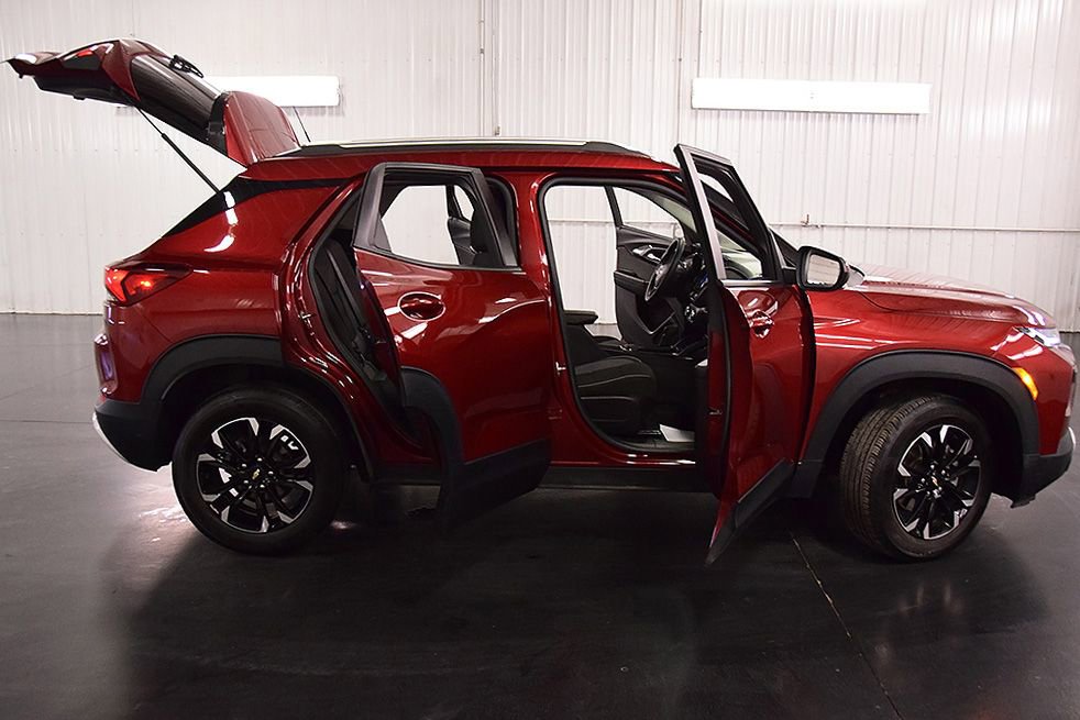 Used 2022 Chevrolet TrailBlazer LT w/ Convenience Package image 31