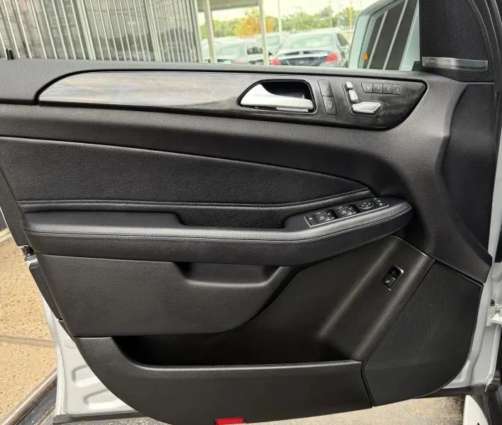 Used 2018 Mercedes-Benz GLE 350 4MATIC w/ Premium 1 Package image 25
