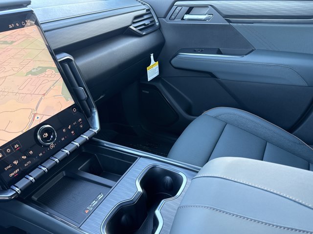 New 2026 GMC Acadia AT4 w/ Luxury Package image 22