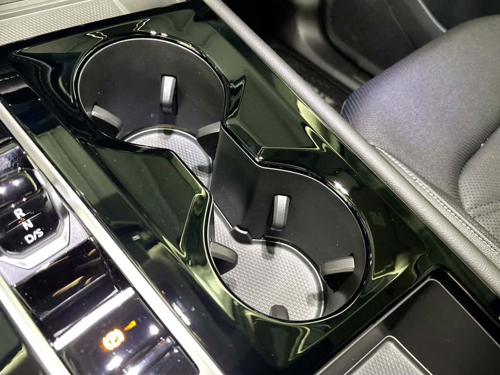 New 2026 Volkswagen Atlas SE image 15