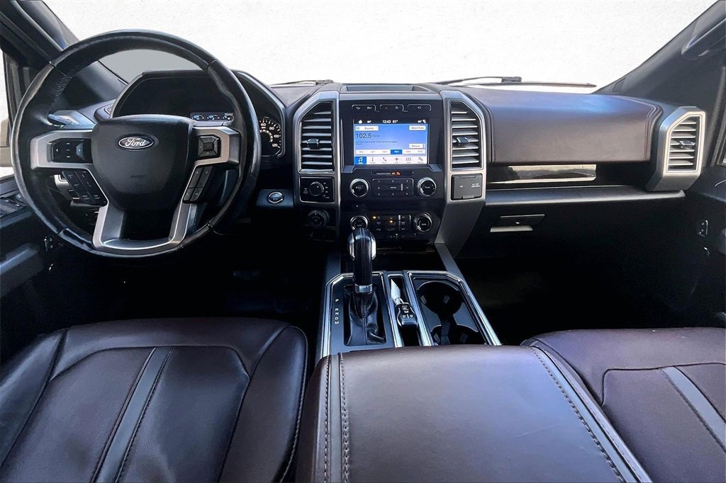 Used 2017 Ford F150 Platinum w/ Equipment Group 701A Luxury image 9