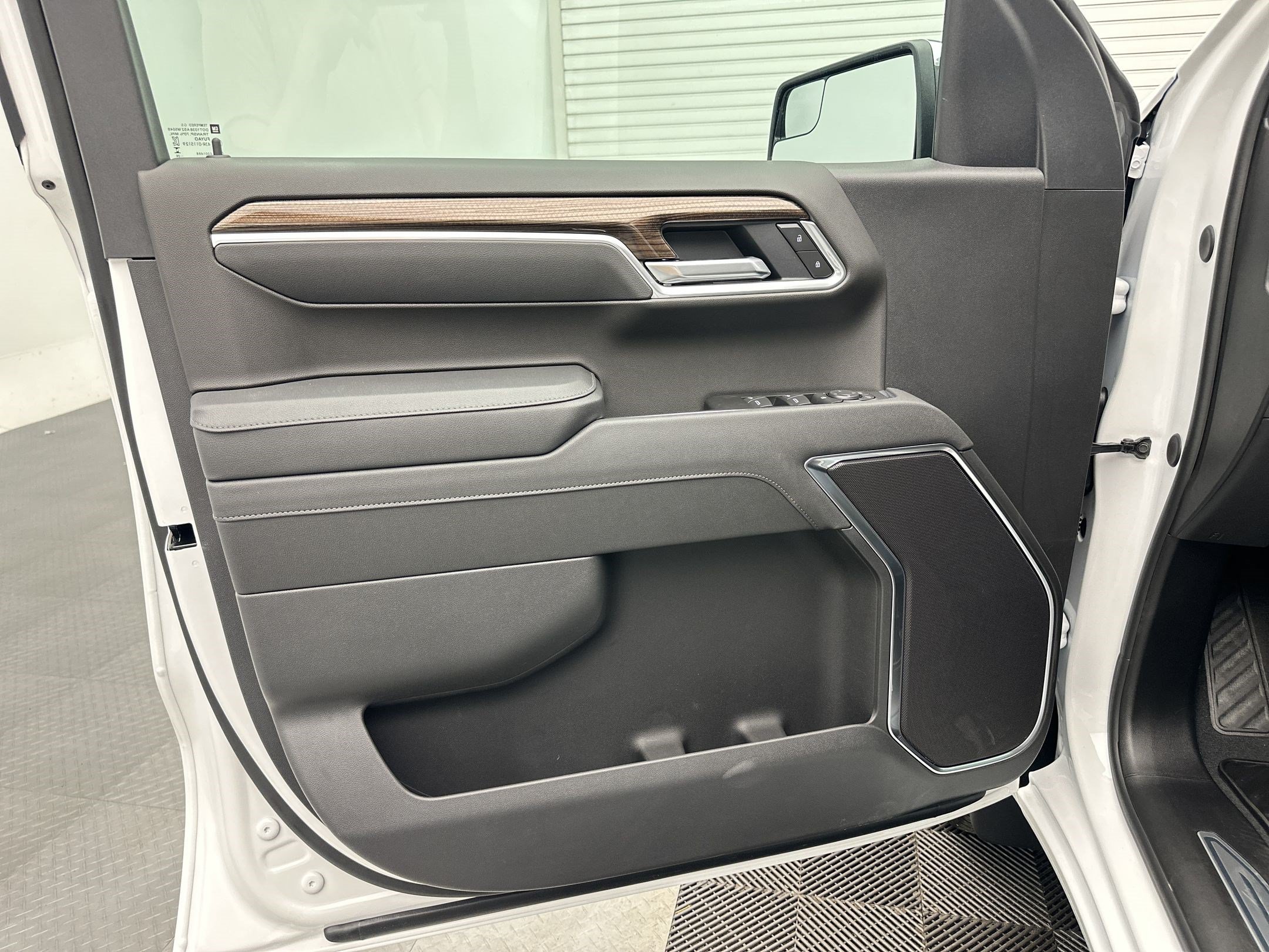 New 2026 Chevrolet Silverado 1500 LT AWD/4WD image 17