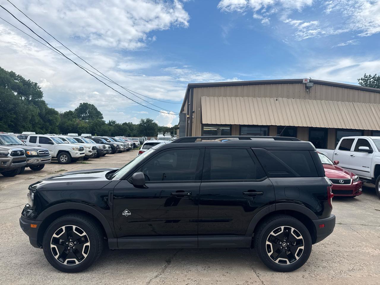 Used 2021 Ford Bronco Sport Outer Banks w/ Outer Banks Package AWD/4WD image 34