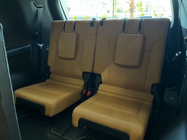 Used 2023 Lexus LX 600 4WD w/ Appearance Package image 40