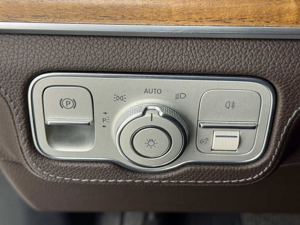 Used 2021 Mercedes-Benz GLE 450 4MATIC image 30