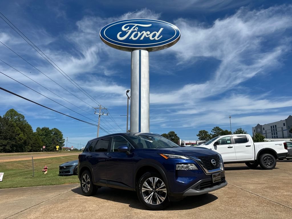 Used 2023 Nissan Rogue SV