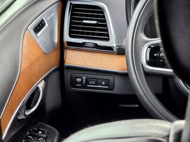Used 2017 Volvo XC90 T8 Excellence image 16
