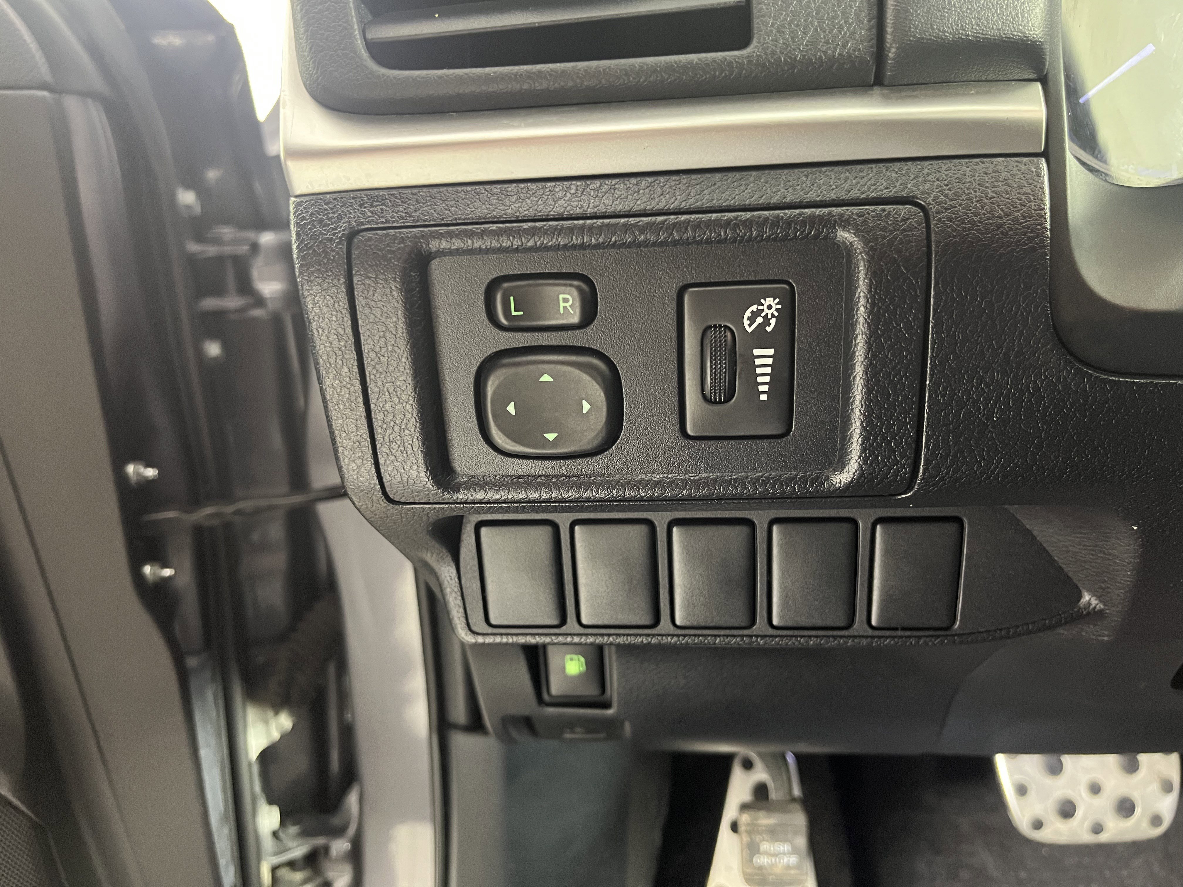 Used 2012 Lexus CT 200h Premium image 20