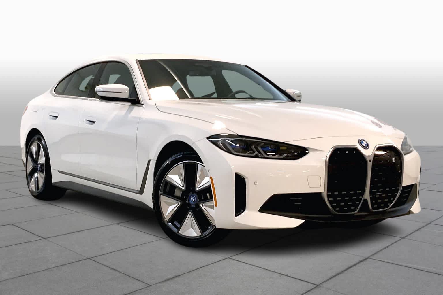 Used 2024 BMW i4 eDrive40 w/ Premium Package RWD image 2