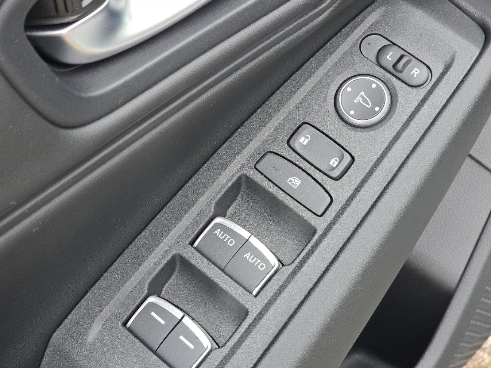 New 2026 Honda Accord SE image 25