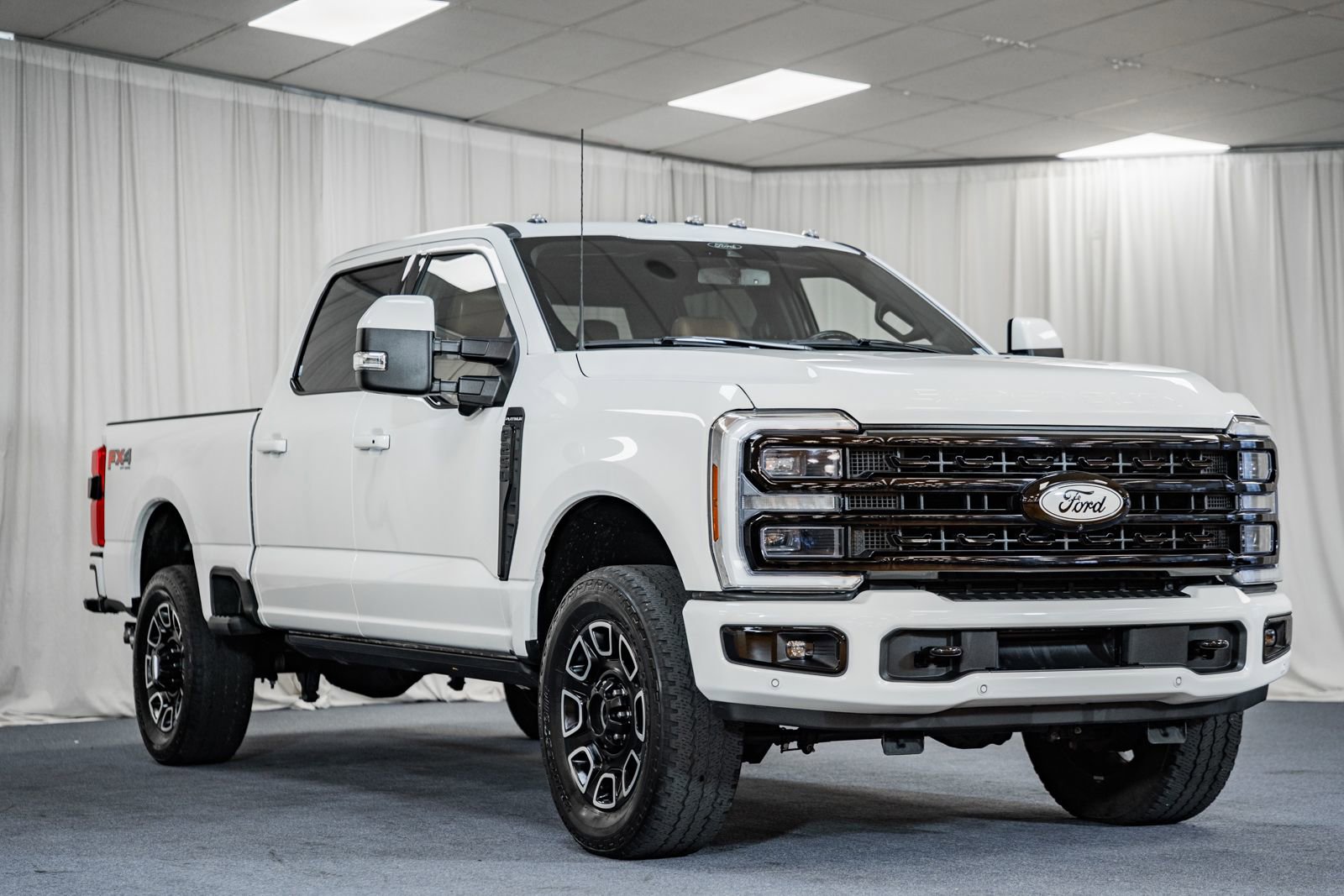 Certified 2024 Ford F250 Platinum image 1