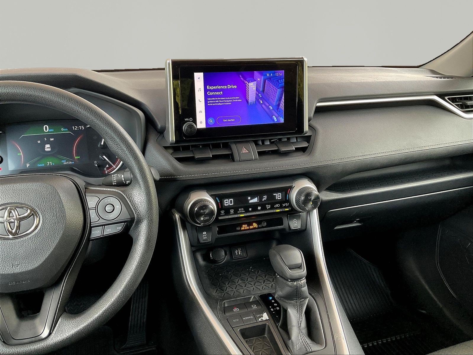Used 2023 Toyota RAV4 XLE FWD image 9