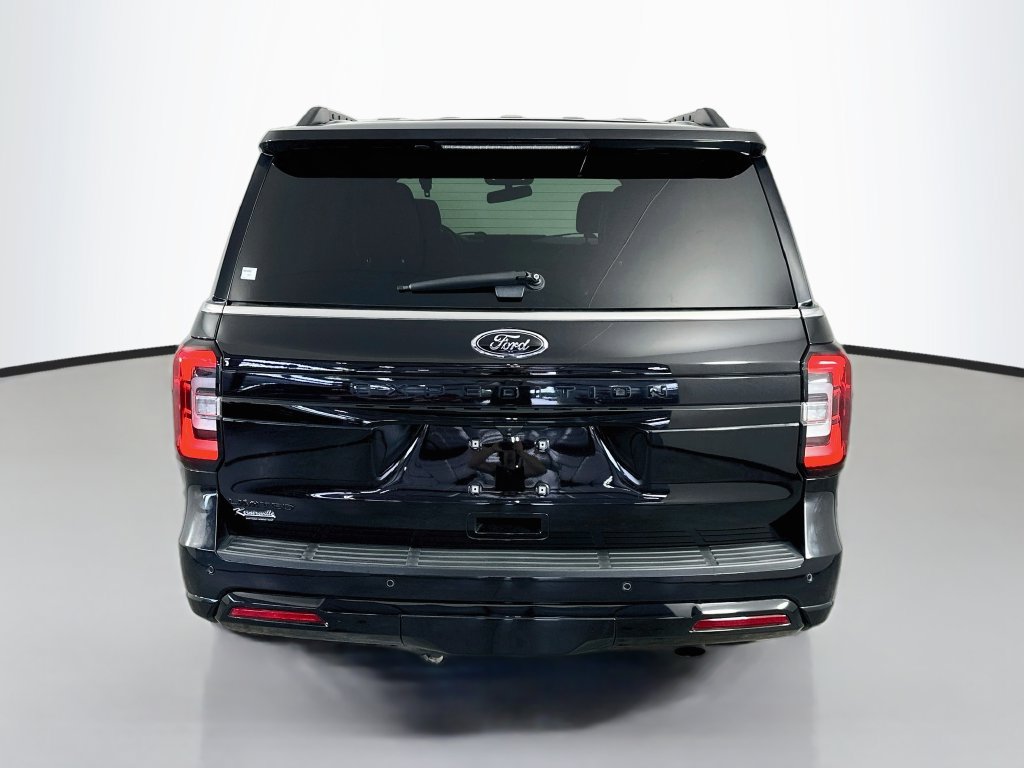 Used 2022 Ford Expedition Limited RWD image 6