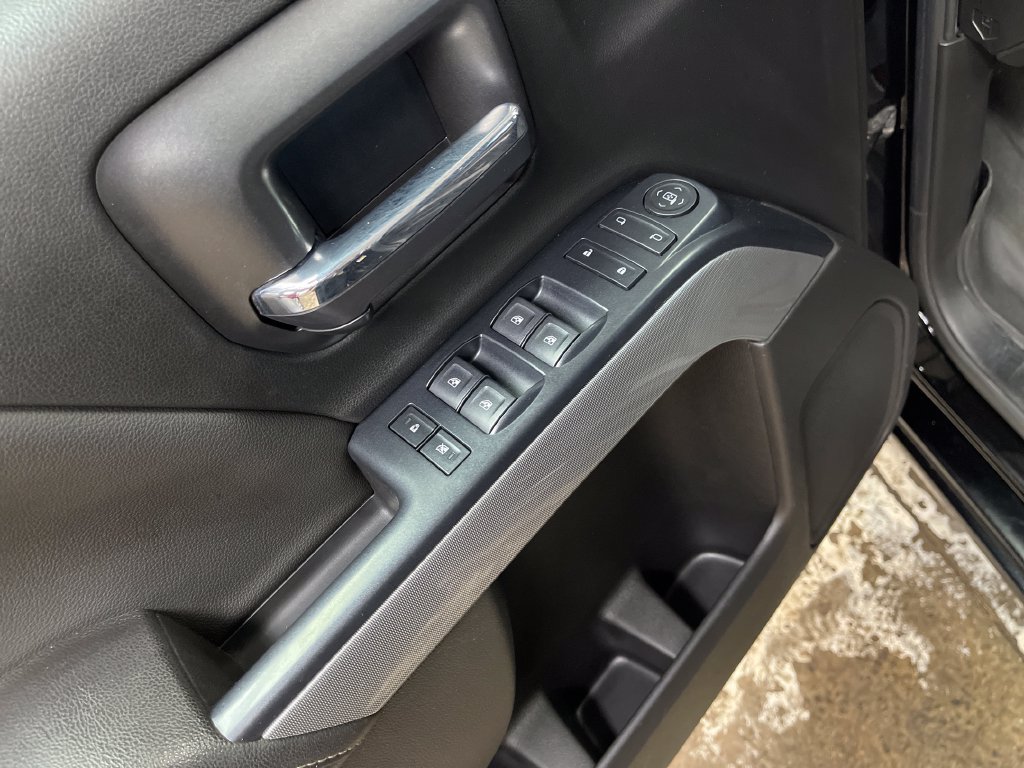 Used 2017 Chevrolet Silverado 1500 LT w/ All Star Edition AWD/4WD image 16