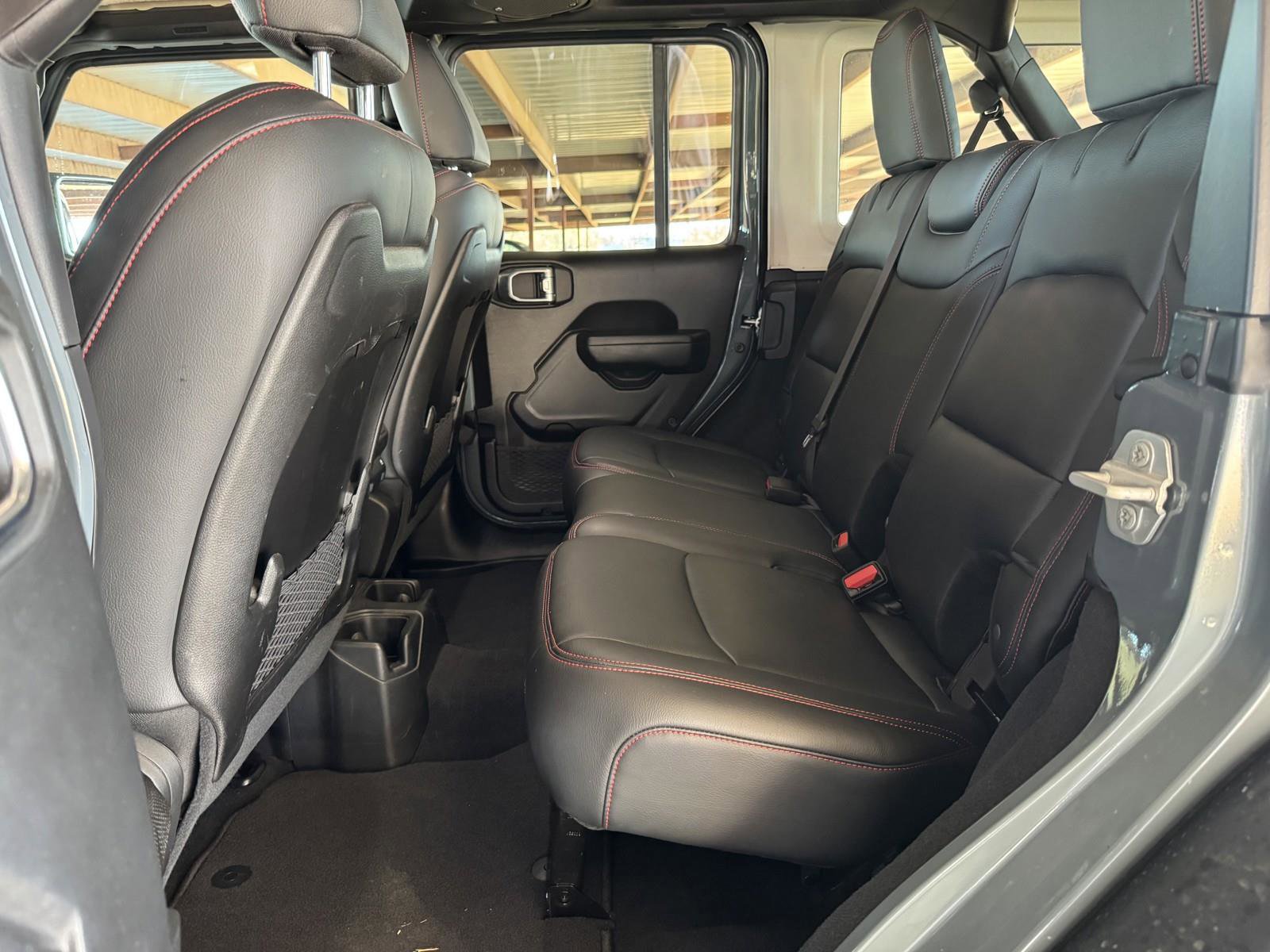 Used 2024 Jeep Wrangler Rubicon w/ XTREMEE 35" Tire Package image 26