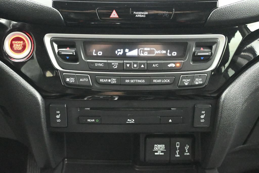Used 2017 Honda Pilot Touring image 37