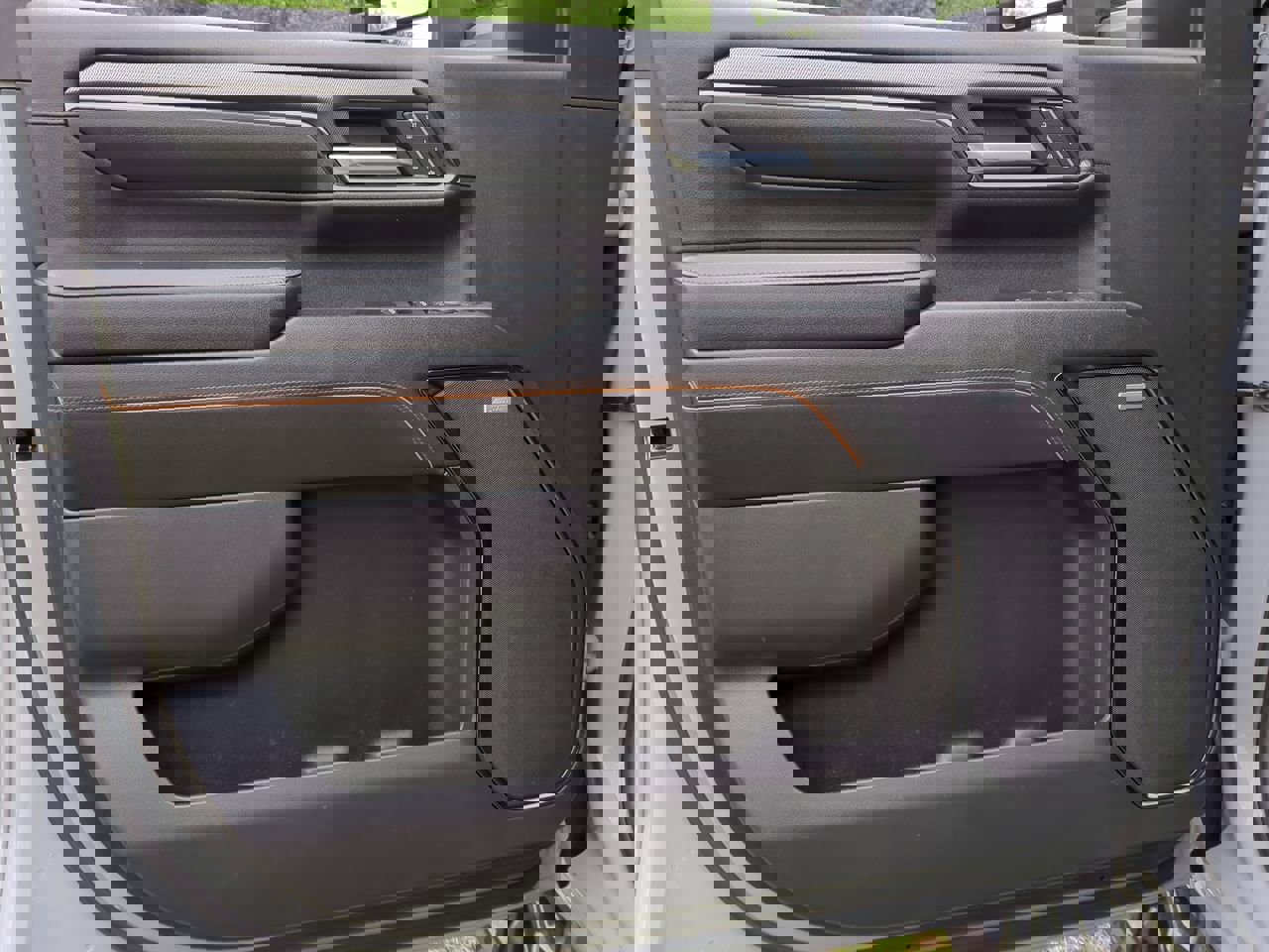 Certified 2024 GMC Sierra 2500 AT4 w/ AT4 Preferred Package image 14