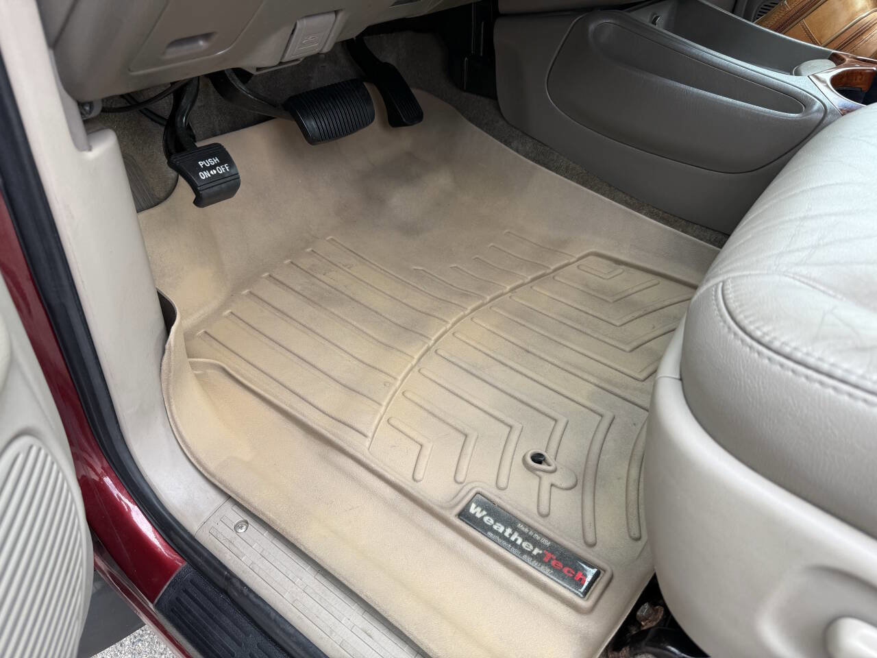 Used 2006 Toyota Tundra Limited image 24